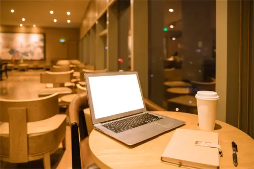 电脑默认是什么色温